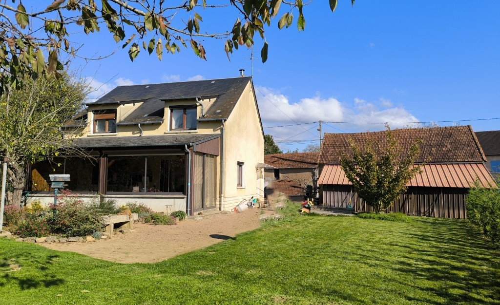 MAISON INDÉPENDANTE 5 CHAMBRES ET 2760 M2 DE JARDIN